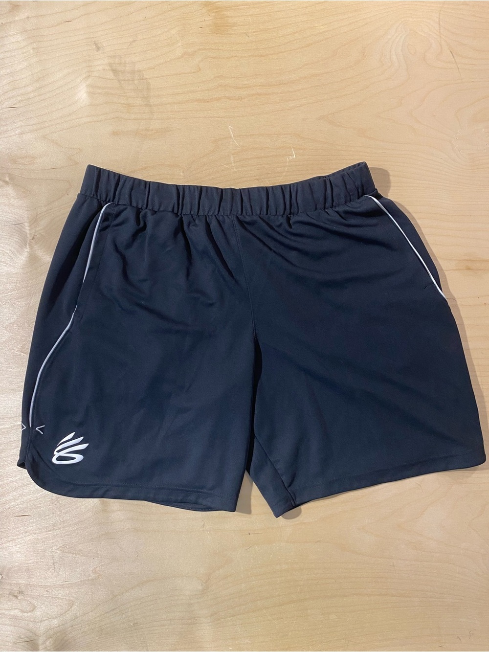 Under Armour Black Athletic Shorts with White Trim XXL (RR)